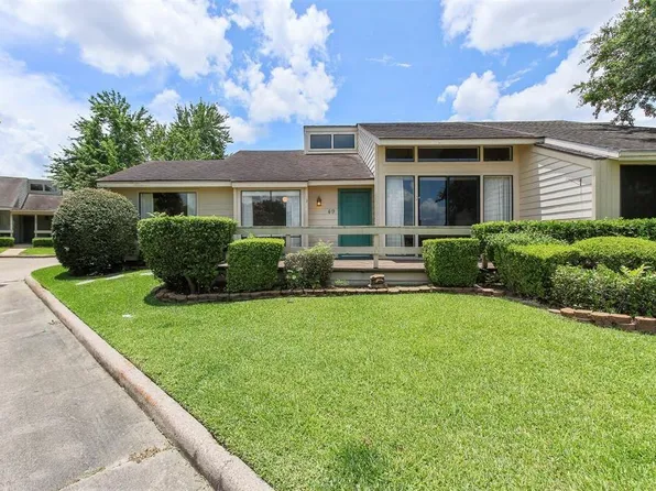 49 April Point Dr N #N, Montgomery, TX 77356