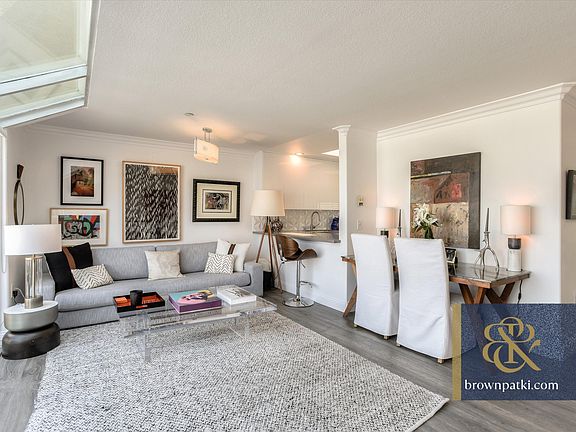5th image of 2016 Pacific Ave APT 406