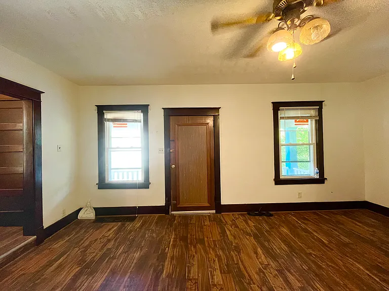229 Medford St — Photo 12