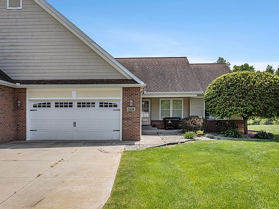 3rd image of 3228 Nighthawk Ln