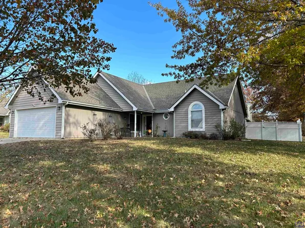 2716 Lankford Dr, Lawrence, KS 66046