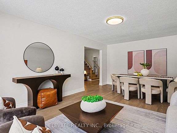 4th image of 21 Whitehorn Cres