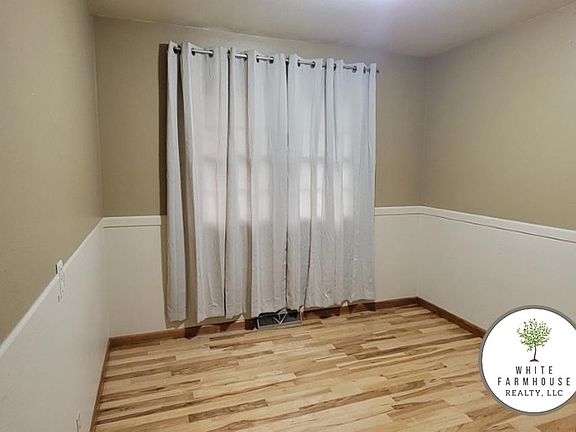 5th image of 607 Hillcrest Rd
