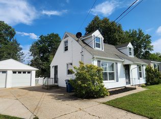 4568 Westgate Dr NW, Comstock Park, MI 49321