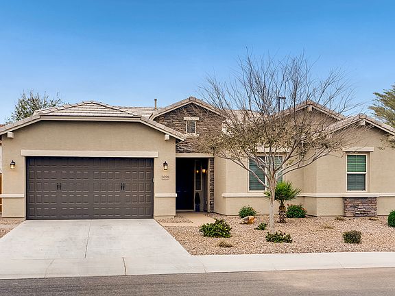 3rd image of 2098 E Brigadier Dr