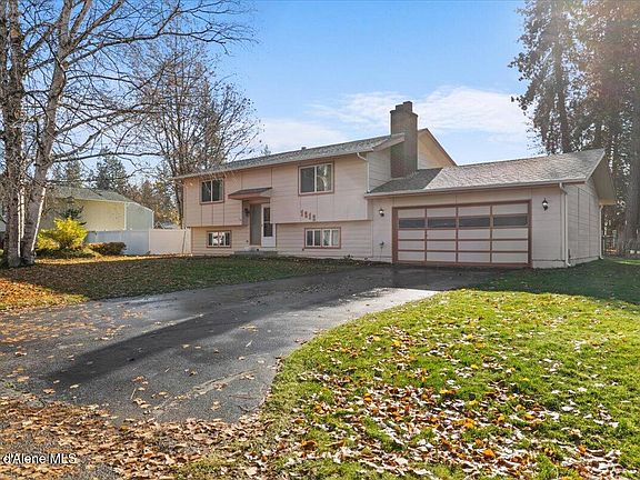 2nd image of 1212 E Fernwood Ct