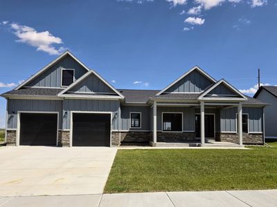 608 6th St NE, Watford City, ND, 58854