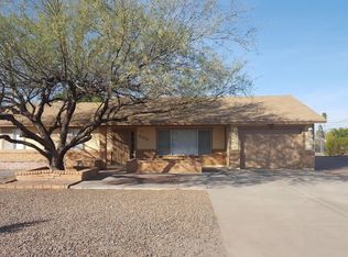 406 N Rennick Dr, Apache Junction, AZ 85120
