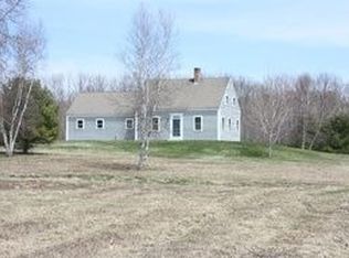 1346 Clarry Hill Rd, Union, ME 04862