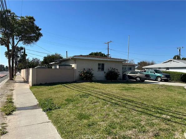 902 Alene Cir, Santa Ana, CA 92703