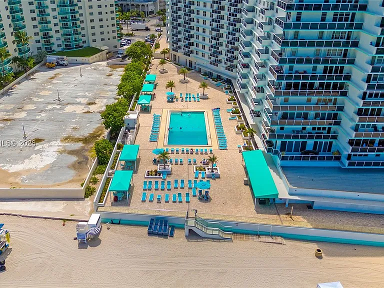 3725 S Ocean Dr #311 — Photo 8