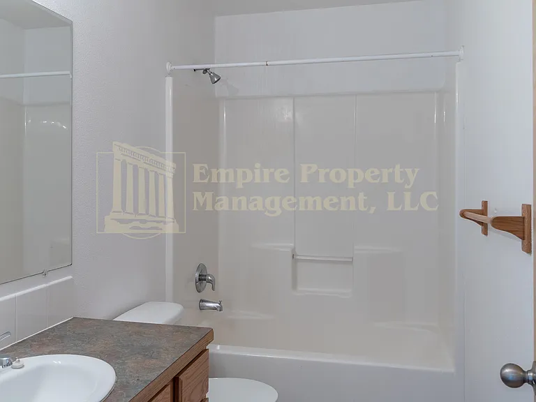 25160 E Broadway Ave #4B-4B-K17 — Photo 5