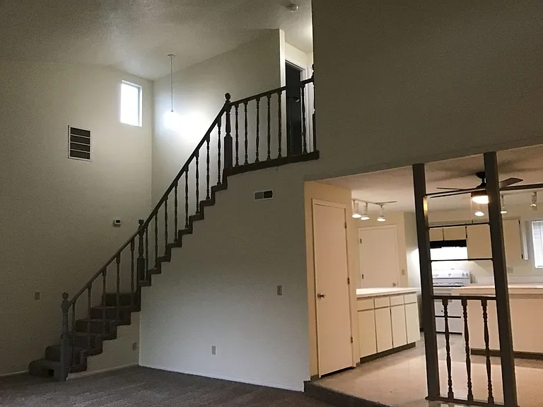 Beverly Ann Apartments — Photo 34
