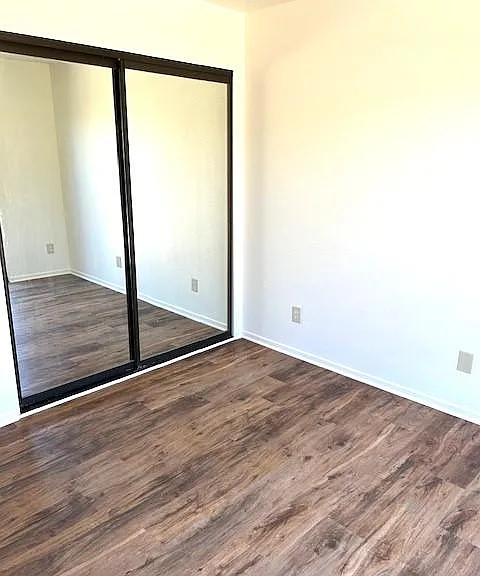 363 S Gilbert St #B — Photo 12