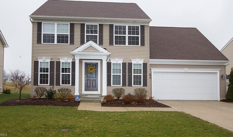 1st image of 33245 Canterbury Rd