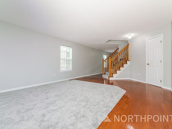 5th image of 4211 Woodland Ave