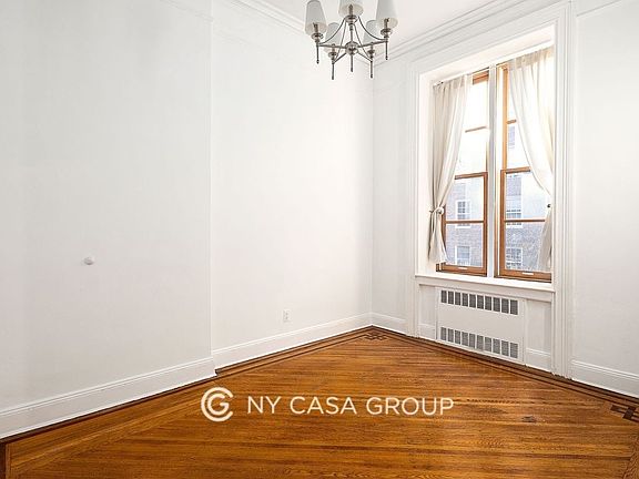 3rd image of 131 Hicks St #2F
