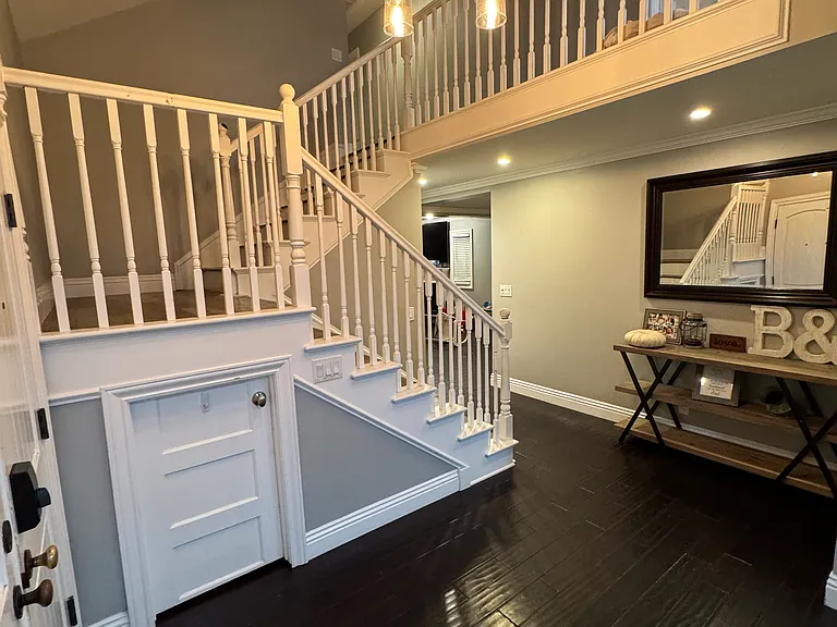 Entry way