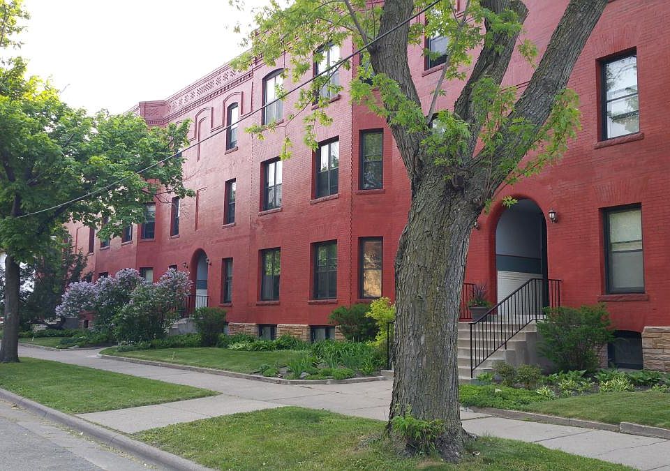 1st image of 515 5th Ave SE APT 1