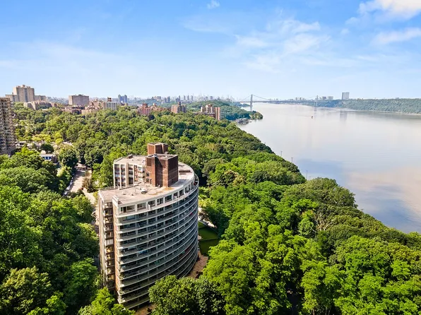 4465 Douglas Ave APT 14G, Bronx, NY 10471