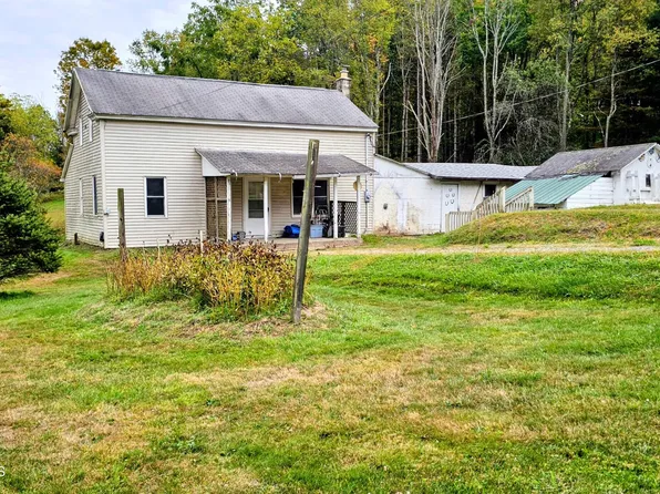 507 Butternut Ln, Dallas, PA 18612