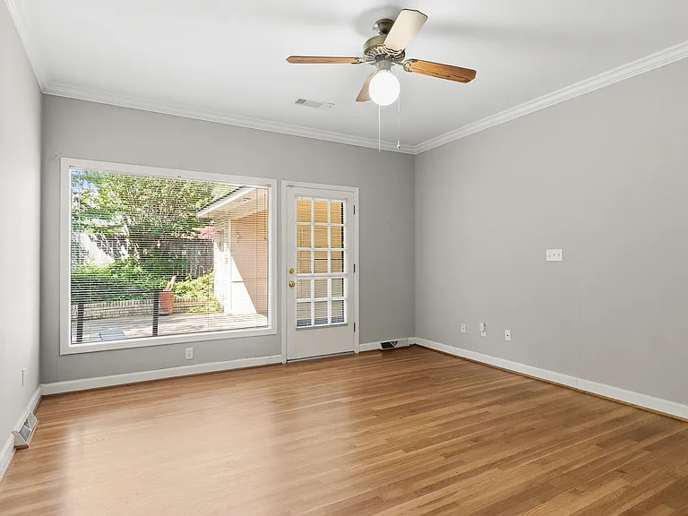 253 Cedar Crst — Photo 19