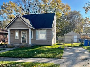 24379 Annapolis St, Dearborn Heights, MI 48125