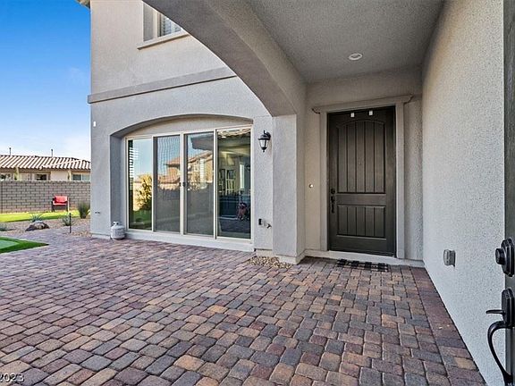 3rd image of 11835 Cogoleto Ave