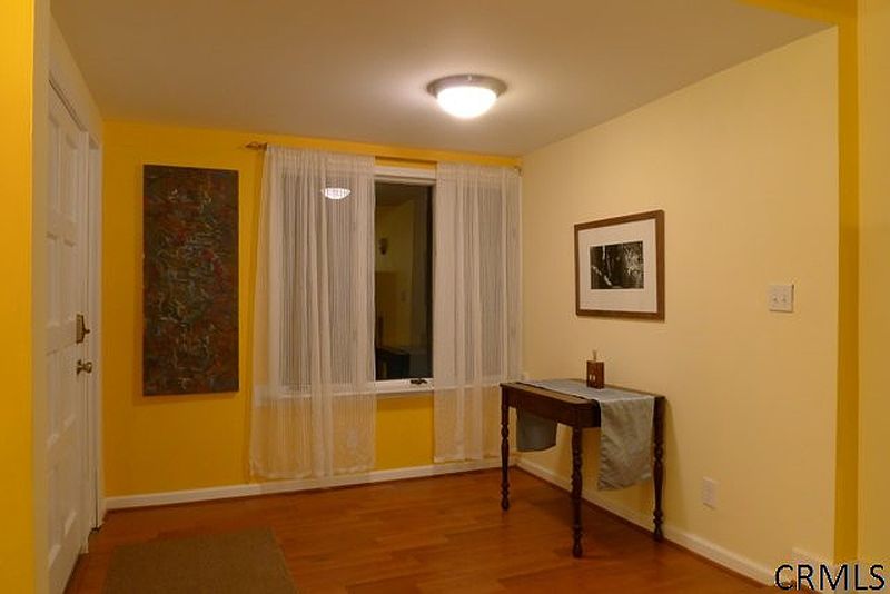 2nd image of 206 THIRD AVENUE