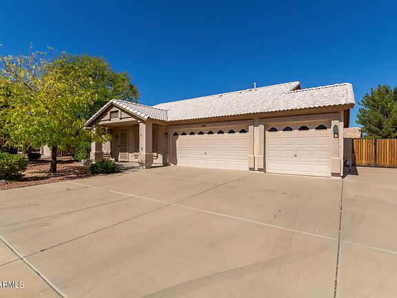 3rd image of 19913 N 109TH Avenue