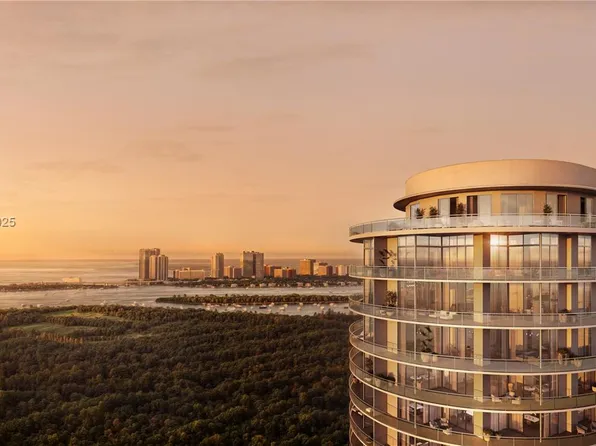 2411 Laguna Cir #Penthouse 3201, North Miami, FL 33181