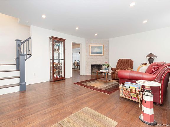 2nd image of 211 Bowne Street