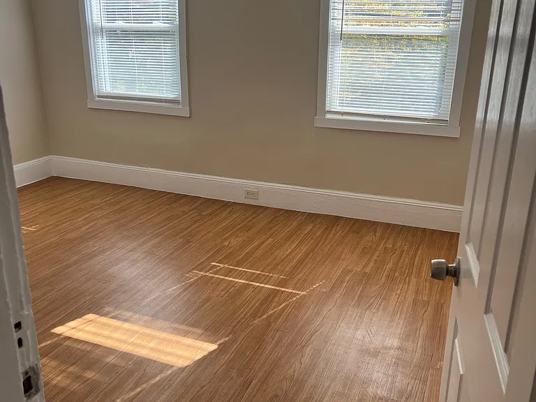 179-181 Arlington St #9 — Photo 3