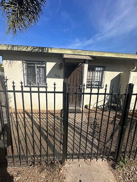 1st image of 3626 Newton Ave