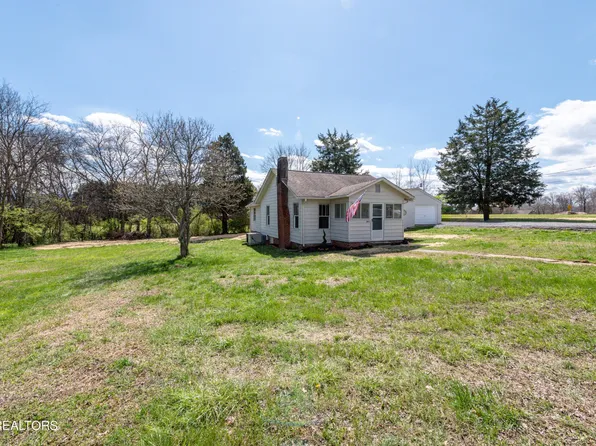 3022 Carpenters Grade Rd, Maryville, TN 37803