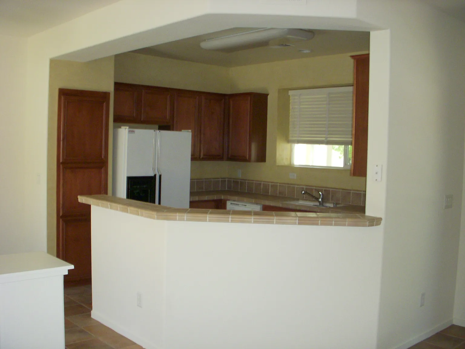 3 bed, 2.5 bath, 1675 sqft, $2,650 — Photo 3