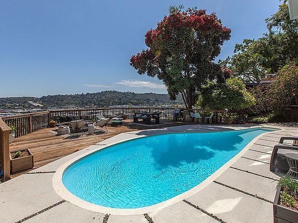32 Alta Vista Way