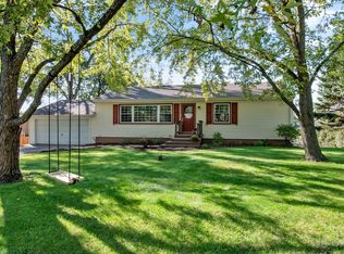 2N240 Mildred Ave, Glen Ellyn, IL 60137