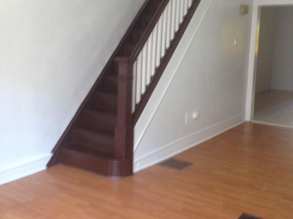 1st image of 825 Cantrell St