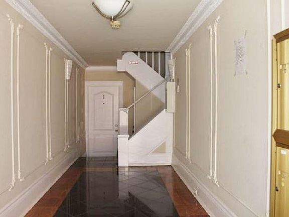 2nd image of 34 Joice St APT 1