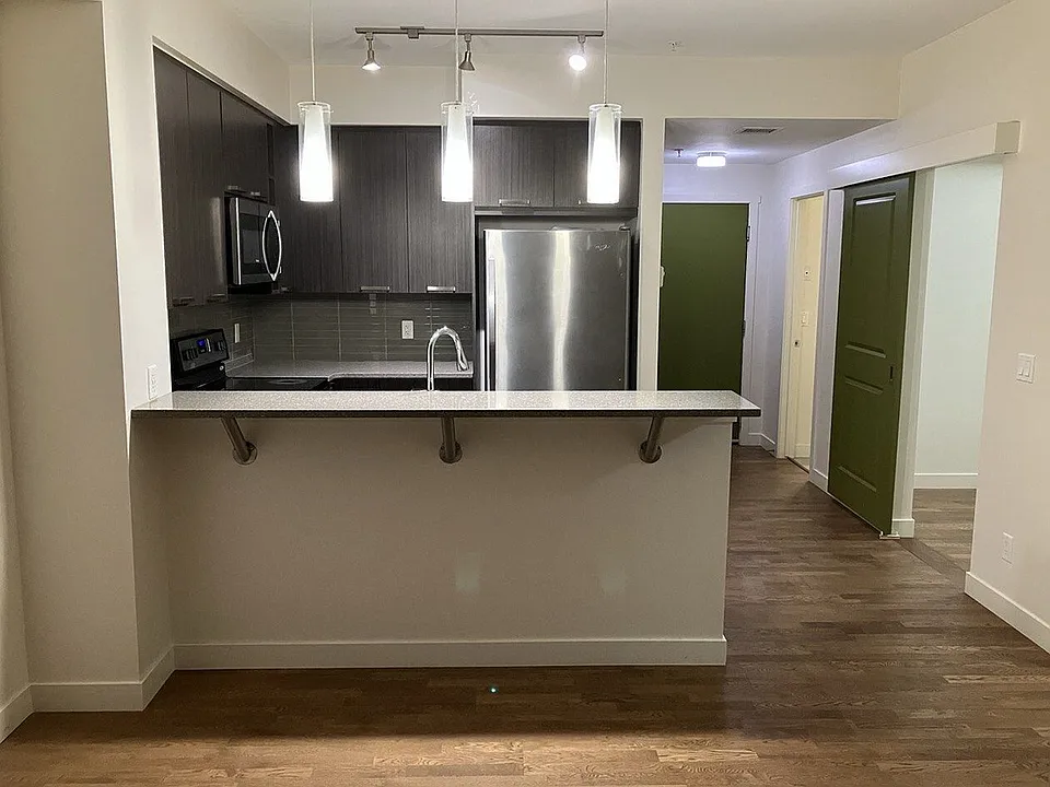 175 Silverado Blvd SW #1109