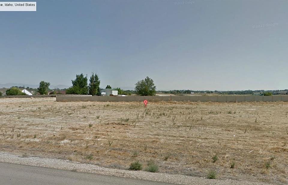 2nd image of 124 Sebastian Pl