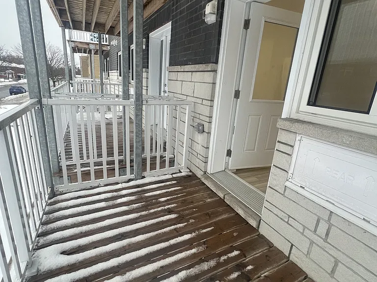 630 Cummings Ave — Photo 276