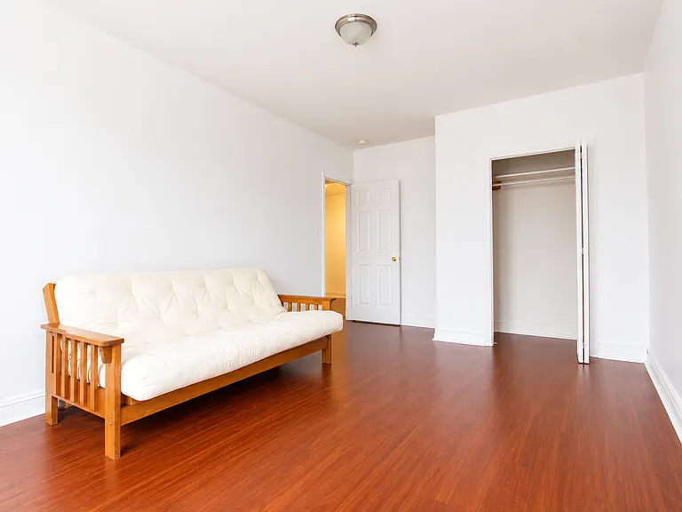 111 Albemarle Rd #D1 — Photo 6