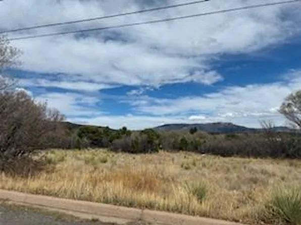 Dwyer Ave, Raton, NM 87740