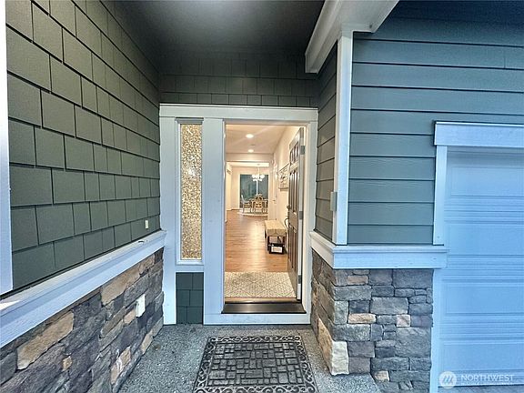 5th image of 32315 47th Ave S