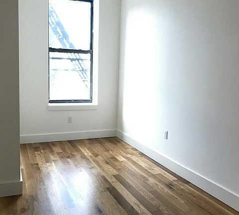 3rd image of 1815 Palmetto St #2