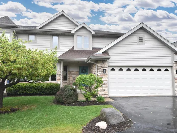 1008 Pilgrim PARKWAY, Elm Grove, WI 53122