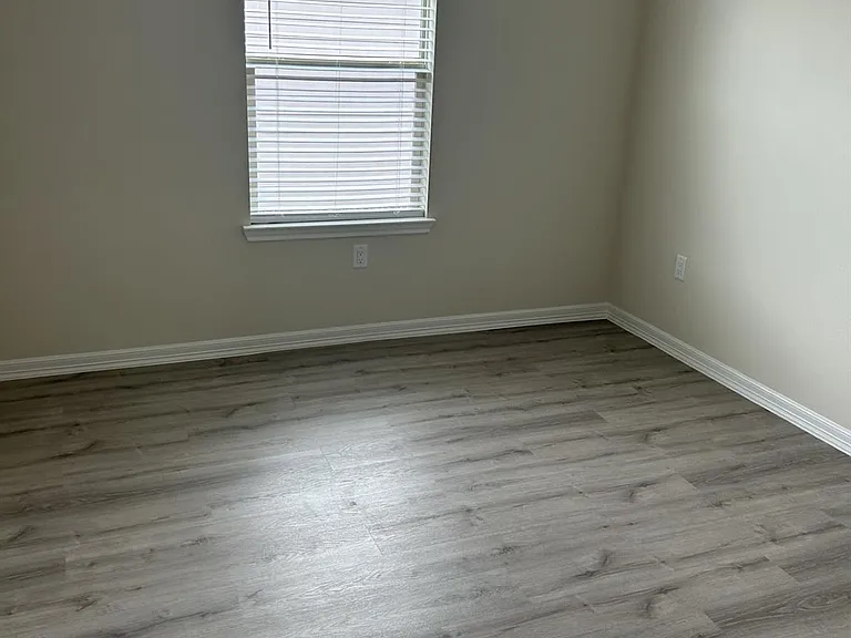 9650 Champion Heavens Dr — Photo 13