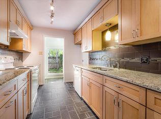 6940 Amberly Rd #6940, Memphis, TN 38119